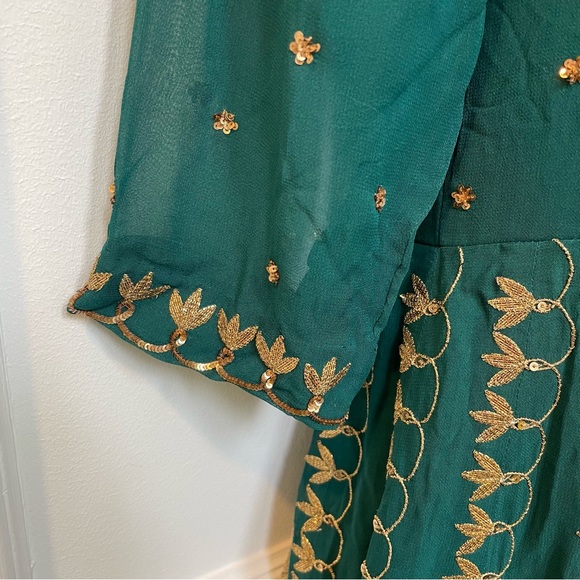 Esha Koul Emerald Anarkali Set Size Small - Picture 8 of 16